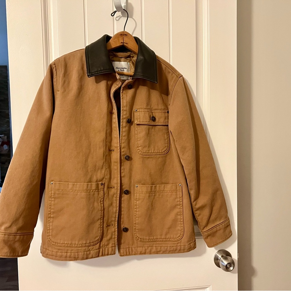 Abercrombie and Fitch Barn Jacket - Picture 9 of 12